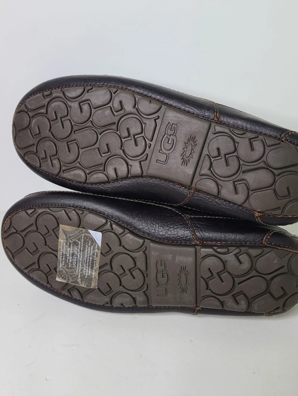 UGG Espresso Ascot Slipper Shoes